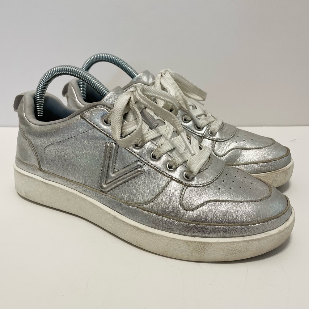 Vionic Elise Women's Leather Silver Metallic Sneaker Size 8 - Picture 2 of 15